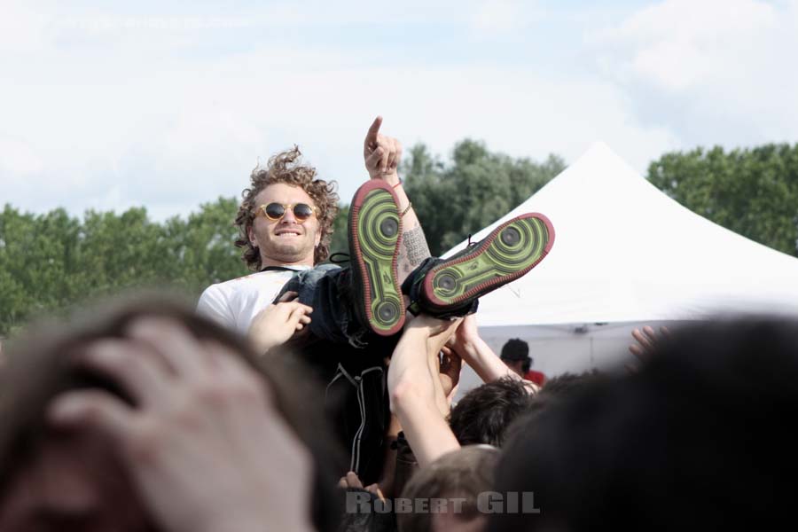 DAN DEACON AND THE ENSEMBLE - 2009-05-31 - PARIS - Parc de la Villette - 